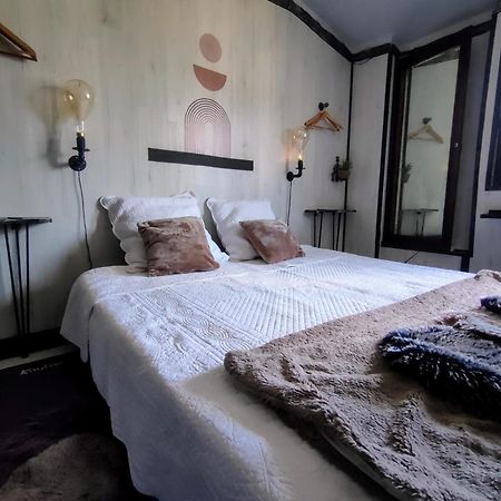 2Ch 4Pers Matelas M De Forme Kitchenette Sdb Wc Au Calme Cote Jardin Tulle Εξωτερικό φωτογραφία